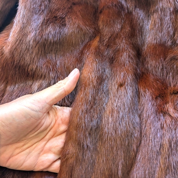 MEYER EPSTEIN FURS Vintage Fur Coat - Picture 6 of 10
